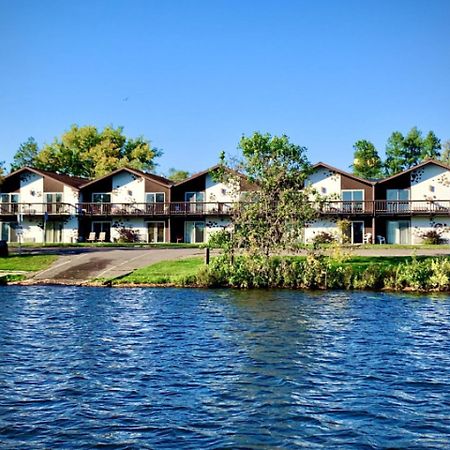Bridge Inn Tomhawk - 2Nd Floor, 1 King Size Bed, Balcony, River View Tomahawk Exterior foto